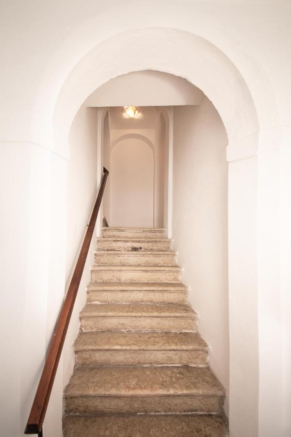 Ferienwohnung Klimt House Torri Del Benaco Exterior foto